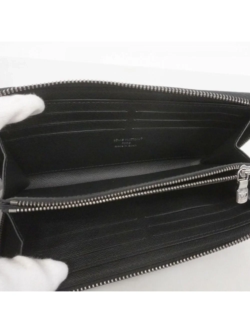 Louis Vuitton Wallet Monogram Eclipse Zippy Horizontal Black